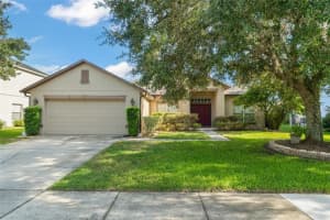 5864 Autumn Chase Cir, SANFORD
