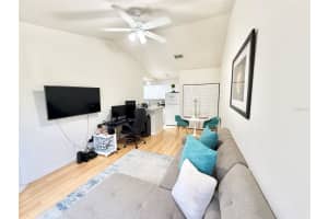 6384 RALEIGH STREET, ORLANDO, FL 32835 - MLS#MFRO6335251