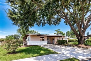 1001 MALONE DRIVE, ORLANDO, FL 32810 - MLS#MFRO6335262