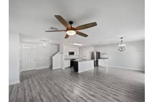 10121 GEESE TRAIL CIRCLE, SUN CITY CENTER, FL 33573 - MLS#MFRO6335351
