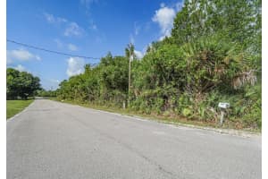 30651 23RD WAY, OKEECHOBEE, FL 34972 - MLS#MFRO6335436