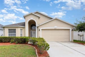 8214 Carriage Pointe Dr, GIBSONTON