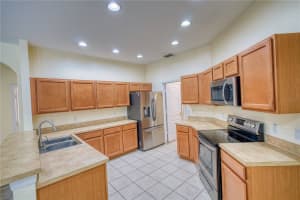671 CAREY WAY, ORLANDO, FL 32825 - MLS#MFRO6335690