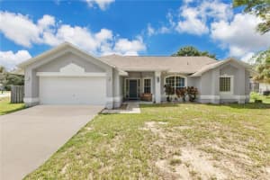 623 Oakpark Loop, DAVENPORT