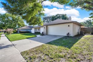 205 TWELVE LEAGUE CIRCLE, CASSELBERRY, FL 32707 Sold 10/17/25