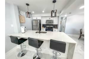 315 MEDALLION BOULEVARD, MADEIRA BEACH, FL 33708 - MLS#MFRO6335780