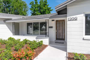 1209 STEVENS AVENUE, ORLANDO, FL 32806 - MLS#MFRO6335817