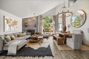 989 SUMMER LAKES DRIVE, ORLANDO, FL 32835 - MLS#MFRO6335895