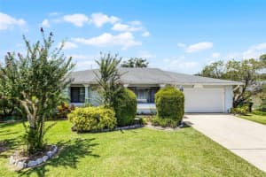 527 Eastport Dr, LONGWOOD