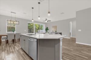 2425 NEWBERRY STREET, ORLANDO, FL 32806 - MLS#MFRO6335921