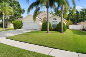 2151 REMINGTON POINTE BOULEVARD, KISSIMMEE, FL 34743 - MLS#MFRO6336038