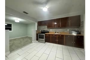 711 129TH AVENUE, TAMPA, FL 33612 - MLS#MFRO6336102