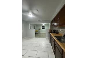 711 129TH AVENUE, TAMPA, FL 33612 - MLS#MFRO6336102