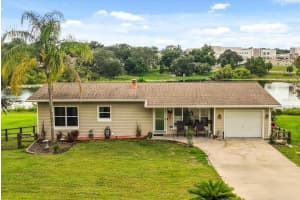 660 Shady Nook Dr, CLERMONT