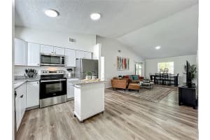 142 GROVE STREET, ORLANDO, FL 32835 - MLS#MFRO6336153