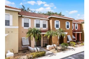 1062 PARK RIDGE CIRCLE, KISSIMMEE, FL 34746 - MLS#MFRO6336243