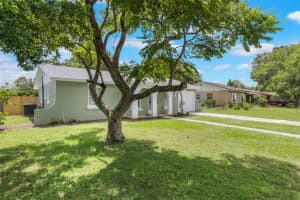 5619 PINEROCK ROAD, ORLANDO, FL 32810 - MLS#MFRO6336246