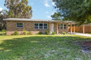 1011 Old Lake Alfred Rd, AUBURNDALE