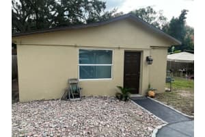 517 1/2 OAK STREET, AUBURNDALE, FL 33823 - MLS#MFRO6336451
