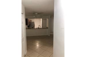 648 Kenwick Cir #105, CASSELBERRY