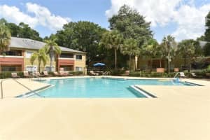 632 Kenwick Cir #204, CASSELBERRY