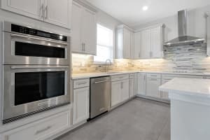 10002 BROWN BURROW STREET, ORLANDO, FL 32829 - MLS#MFRO6336468
