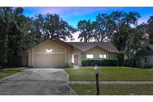7930 SWEETGUM LOOP, ORLANDO, FL 32835 - MLS#MFRO6336477