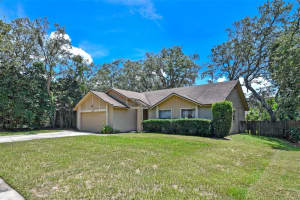 7930 SWEETGUM LOOP, ORLANDO, FL 32835 - MLS#MFRO6336477