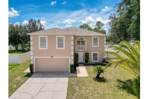 530 Lobelia Dr, DAVENPORT