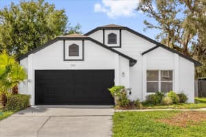 350 Lakebreeze Cir, LAKE MARY