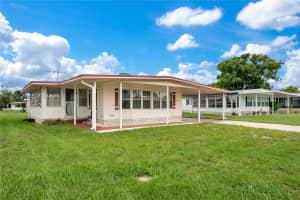 1209 APACHE CIRCLE, TAVARES, FL 32778 Sold 09/26/25