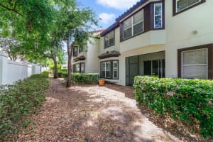 8414 FRESCADA COURT, ORLANDO, FL 32836 - MLS#MFRO6336990