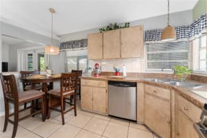 325 SIR LAWRENCE DRIVE, SANFORD, FL 32773 - MLS#MFRO6336999