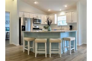 1930 HARSTON TRAIL, THE VILLAGES, FL 32162 Sold 10/28/25