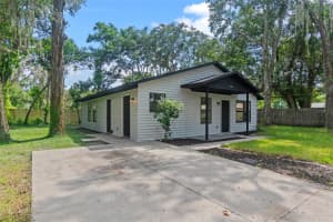 520 JACKSON AVENUE, MOUNT DORA, FL 32757 - MLS#MFRO6337069