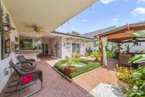 2515 SWEETWATER COUNTRY CLUB DRIVE, APOPKA, FL 32712 - MLS#MFRO6337211