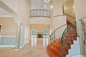 627 YORKTOWN DRIVE, LEESBURG, FL 34748 - MLS#MFRO6337315