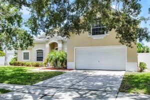 327 MCFEE DRIVE, DAVENPORT, FL 33897 - MLS#MFRO6337358