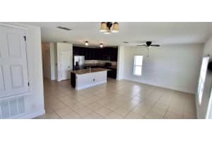 122 ANDALUSIA LOOP, DAVENPORT, FL 33837 - MLS#MFRO6337414