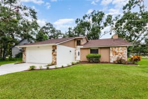 8434 CYPRESS LAKE CIRCLE, SARASOTA, FL 34243 - MLS#MFRO6337470