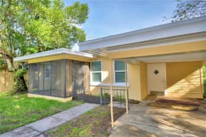 618 BOOKER AVENUE, LAKE WALES, FL 33853 - MLS#MFRO6337723