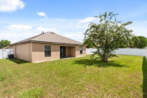 541 ANTIGUA AVENUE, TAVARES, FL 32778 - MLS#MFRO6337824