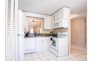 3204 SABAL PALMS COURT, KISSIMMEE, FL 34747 - MLS#MFRO6337831