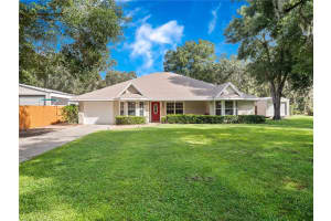 25731 LIDO AVE, SORRENTO, FL 32776 Sold 10/29/25