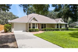 25731 LIDO AVE, SORRENTO, FL 32776 Sold 10/29/25