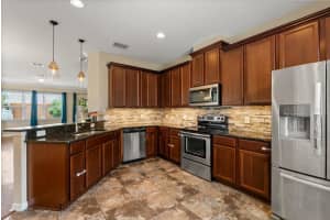 955 BELLES FERRY LOOP, SANFORD, FL 32771 - MLS#MFRO6337885