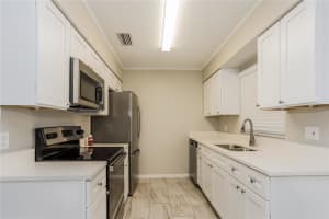 1552 FOXRIDGE RUN, WINTER HAVEN, FL 33880 - MLS#MFRO6337901