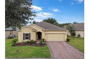 329 Lake Davenport Cir, DAVENPORT