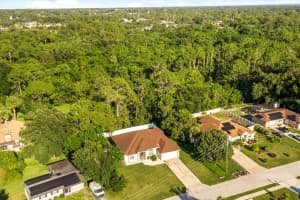 825 GAUCHO CIRCLE, DELTONA, FL 32725 - MLS#MFRO6337943