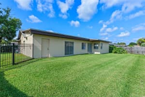 2317 WOODLEAF COURT, ORLANDO, FL 32837 - MLS#MFRO6338007